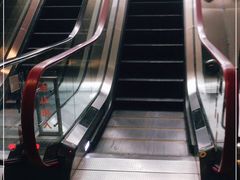 -红土地(地铁站)