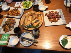 -云海肴·汽锅鸡·云南菜(天山百盛优客店)