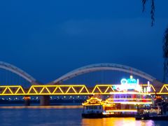 -人民防洪胜利纪念塔