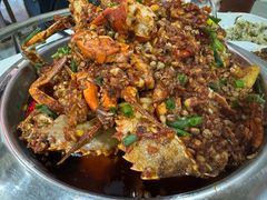 -凤凰路何眼镜香辣蟹(花果园店)