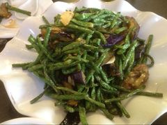 豇豆炒茄子-天津包子铺·海鲜家常菜(北戴河店)