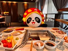 -海底捞火锅鲜切牛肉主题店(长寿路店)