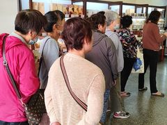 -红宝石·鲜奶小方·海派西点房(控江店)