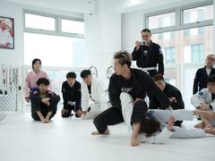 -Flow巴西柔术拳击泰拳馆