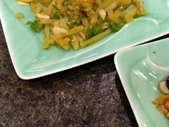 尖椒炒青西红柿-河东颐祥阁(世贸店)