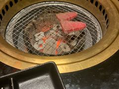 -山川小町·极番烧肉(新地假日广场店)