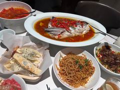 -楚山晓·湖北菜(武汉光谷K11店)