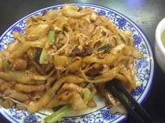 -沈家门海鲜夜排档(东港店)