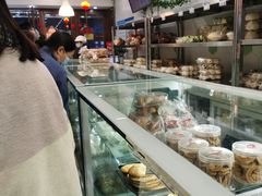 -白玉兰食品(中山公园龙之梦店)