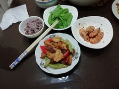 -阿姨来了月嫂服务中心(徐汇店)