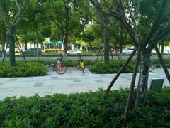 -龙湖虹桥天街-停车场