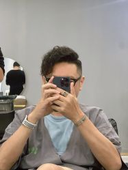 点击看大图 -八佰伴8008星级形象店