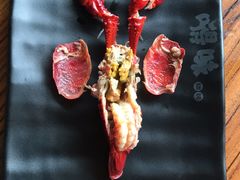 至尊冰镇双拼龙虾-嘚味徐州烧烤特色菜