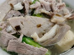 干面和鱼丸鱼饼汤-非遗·爱西干面(小公园总店)