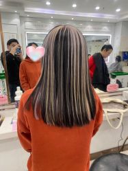 -镁连社·美联社