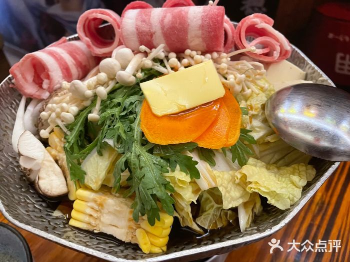 坂吉屋·居酒屋深夜食堂(龙湖店)牛肉寿喜锅图片