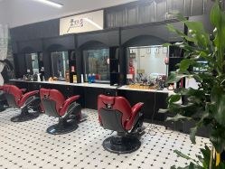 -老男孩男士理容馆·理发·烫染·修面