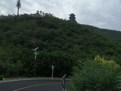 -定都峰