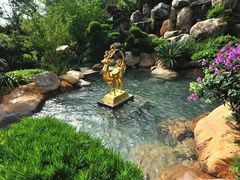 -七彩云南古滇温泉山庄