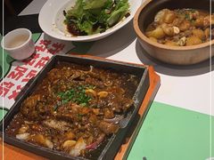 -鑫小城故事·藕汤·家常菜(台北一路总店)