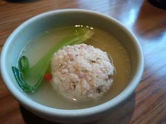 清炖狮子头-扬州狮子楼·非遗淮扬菜(东关街店)