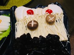 菌菇拼盘-牛焱·贵州黄牛肉火锅(城西银泰店)