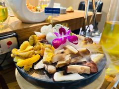 -一朵菌·野生菌探索家火锅(南亚店)