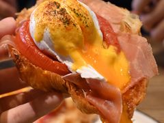 -Common Table · Brunch & Coffee