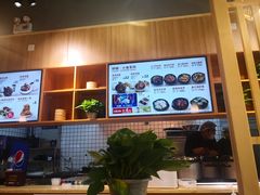 -万和春排骨砂锅米饭(新业广场店)