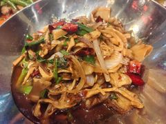 -万重锦·人文川菜馆(骡马市店)