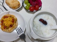 -臻爱住家月嫂育儿嫂(万达店)