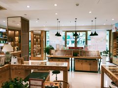 -宝丽眼镜(湖墅店)