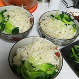 甜妈厨房之香辣葱油蔬菜什锦大碗宽面