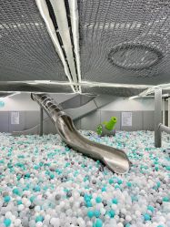 -MINI MARS 移动的空间站乐园·餐饮·派对(浦东金桥店)