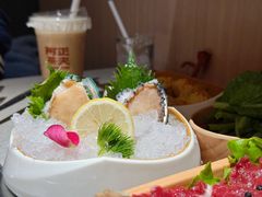 -海底捞火锅鲜切牛肉主题店(长寿路店)