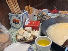 -鸿姐老火锅(花园路店)