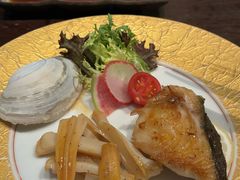 -岩盐·铁板料理(嘉里店)