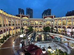 -佛罗伦萨小镇广佛名品奥特莱斯(疏港路店)