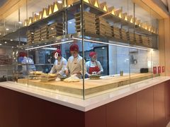 面包甜点陈列柜-客临百思德·东北特色馆(龙湖时代天街店)