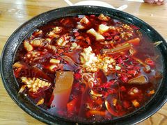 海鲜毛血旺-地方名吃海鲜大馅蒸饺(北戴河店)