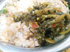 酸菜-老嘢扣肉糯米饭(云亭街店)