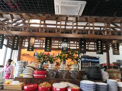 -黄桷树曹家私房菜(江与城店)