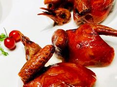 脆皮妙龄鸽-新荣记(新源南路店)