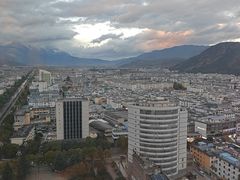 -官房大酒店-玉龙旋宫观景餐厅