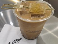 Bee的蜂巢拿铁-LilBee Coffee