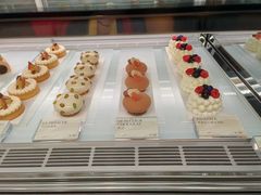 -潮一不贰·西式简餐·法式甜品(外滩店)