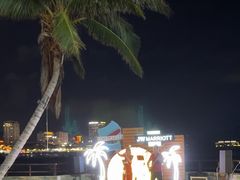 -JW万豪厨房餐厅·滨海草坪烧烤·海鲜·海景(三亚绿发山海天JW万豪酒店)