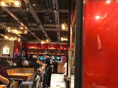 大堂-渝是乎酸菜鱼(龙旗购物中心店)