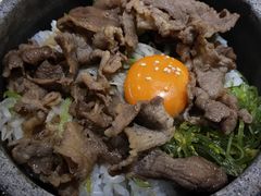 烤肉石锅拌饭-土古里日式烧肉