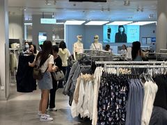 -H&M(天一广场店)